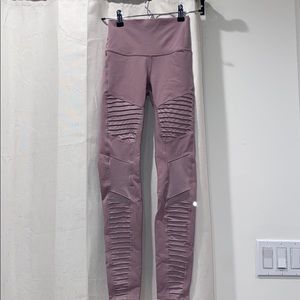 Alo Leggings